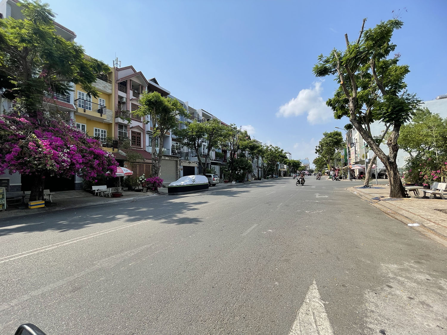 Siêu phẩm Biệt thự 3 lầu công viên ven sông khu Biệt thự cao cấp Phường Tân Phong, Quận 7